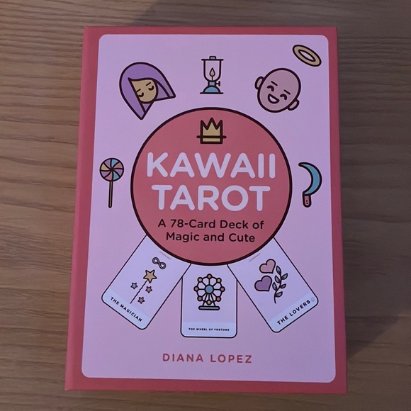 Kawaii Tarot: A 78-Card Deck of Magic and Cute - Picture 4 of 6